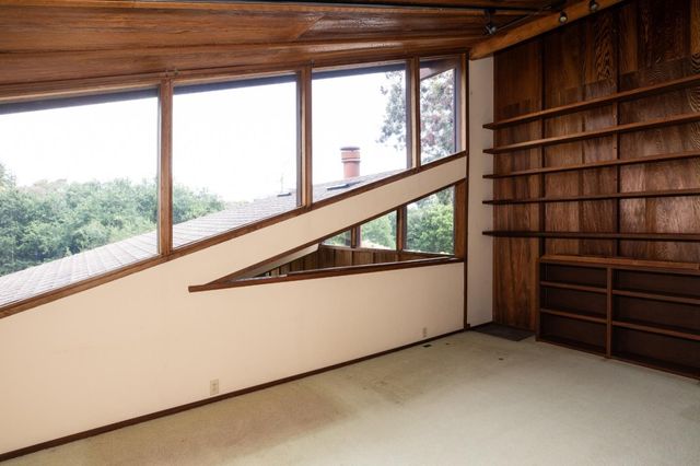 706 Tolman Drive, Stanford, CA 94305