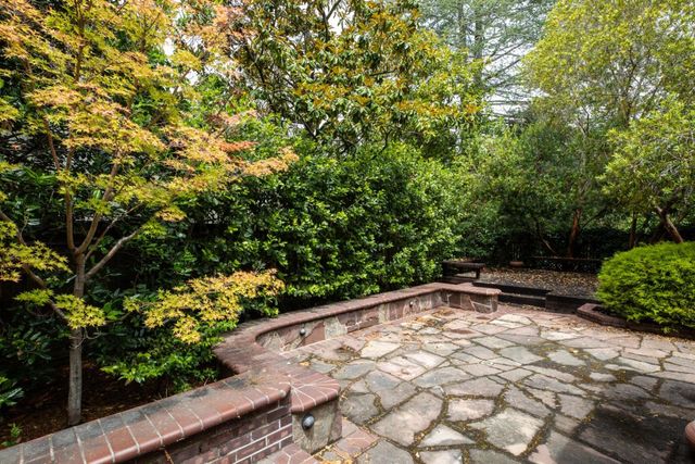 706 Tolman Drive, Stanford, CA 94305