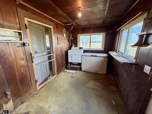 7768 High Point Drive, Raymondville, MO 65555