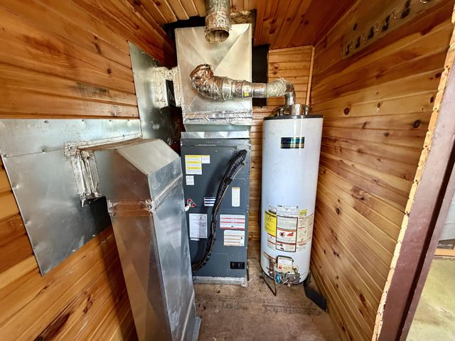 7768 High Point Drive, Raymondville, MO 65555