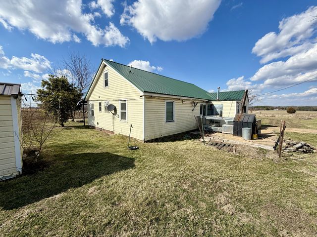 7768 High Point Drive, Raymondville, MO 65555