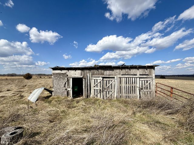 7768 High Point Drive, Raymondville, MO 65555