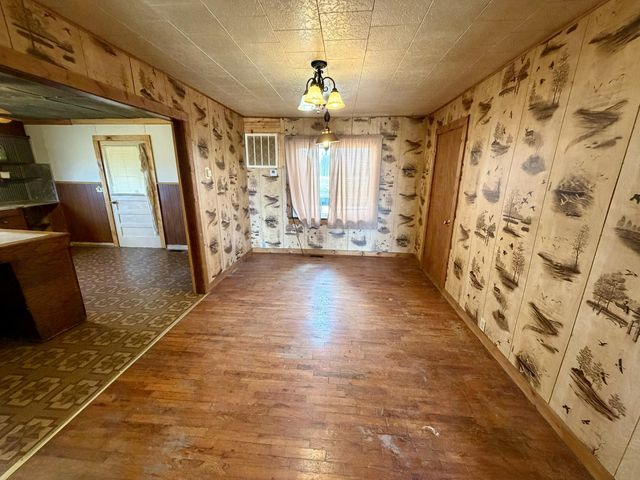 7768 High Point Drive, Raymondville, MO 65555