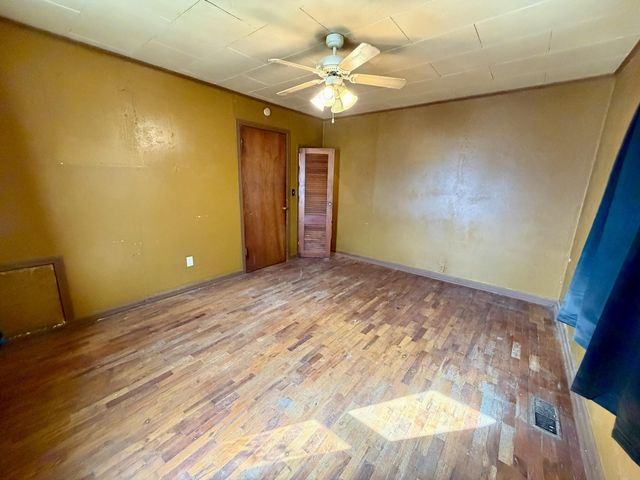 7768 High Point Drive, Raymondville, MO 65555