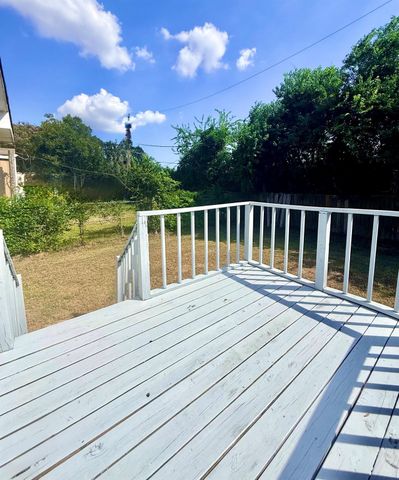 1014 Tealway Drive, Pasadena, TX 77504