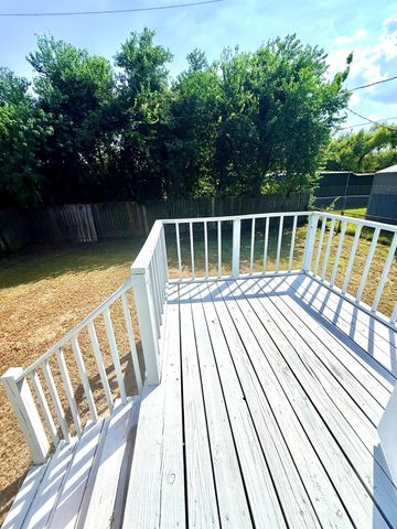 1014 Tealway Drive, Pasadena, TX 77504