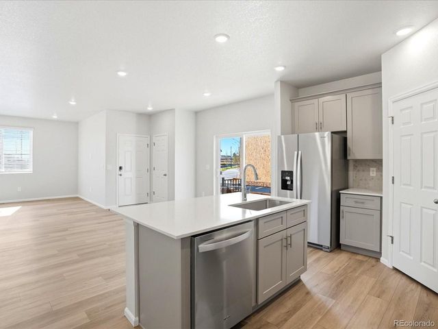 2163 E 164th Ave, Thornton, CO 80602
