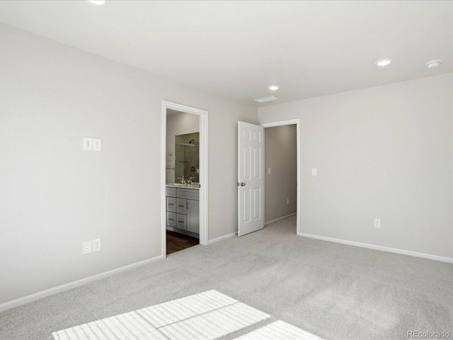 2163 E 164th Ave, Thornton, CO 80602