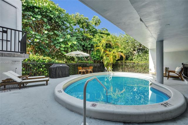 195 Sunrise Drive 7, Key Biscayne, FL 33149