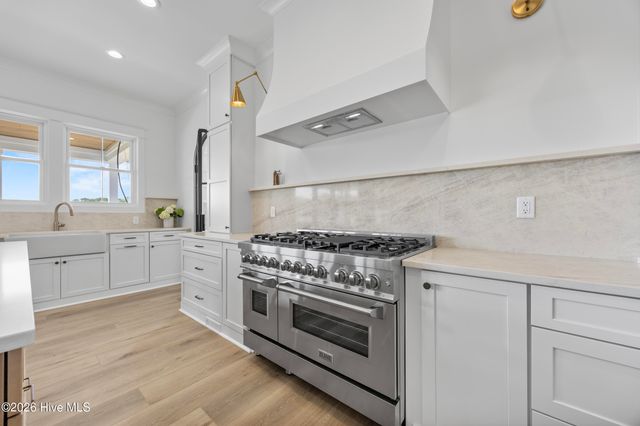 523 Ballast Point Road, Hampstead, NC 28443