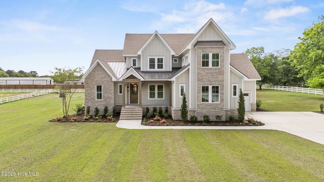 523 Ballast Point Road, Hampstead, NC 28443