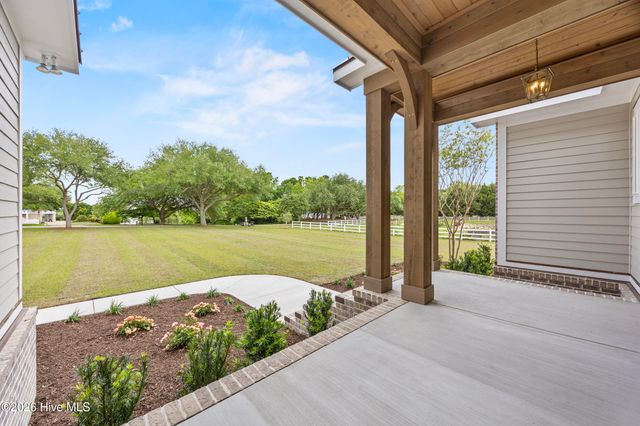523 Ballast Point Road, Hampstead, NC 28443