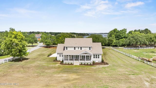 523 Ballast Point Road, Hampstead, NC 28443