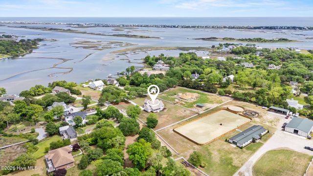 523 Ballast Point Road, Hampstead, NC 28443