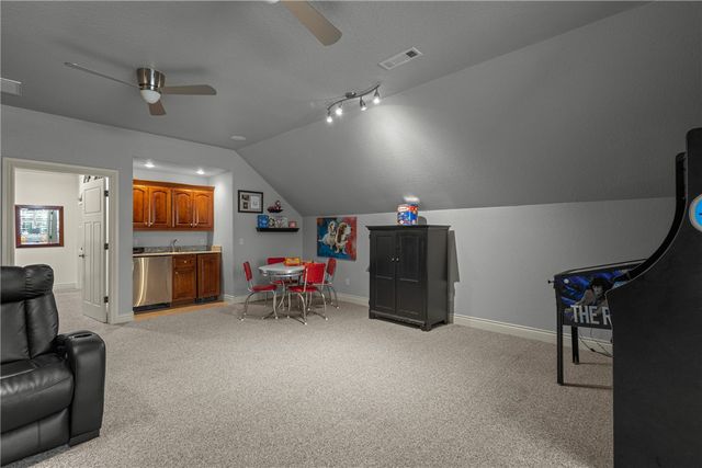 331 E Fairway Lane, Fayetteville, AR 72701