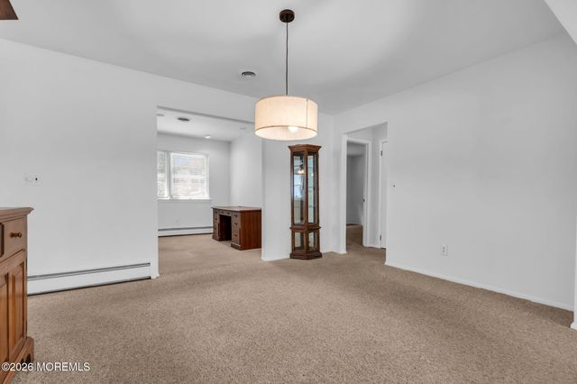 49 Dreyfus Court, Toms River, NJ 08757