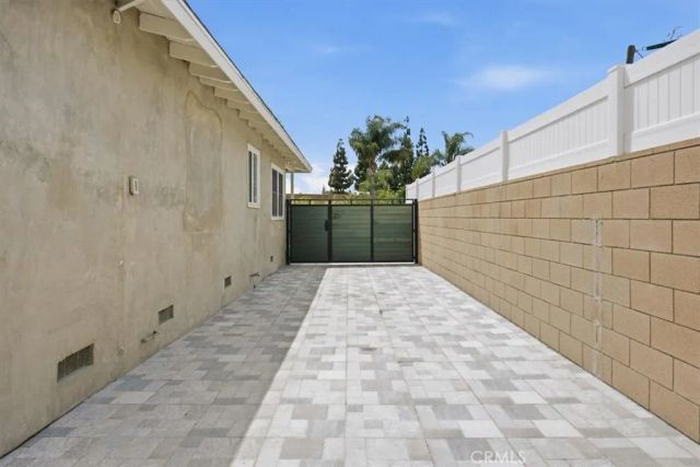 2215 N Spurgeon Street, Santa Ana, CA 92706