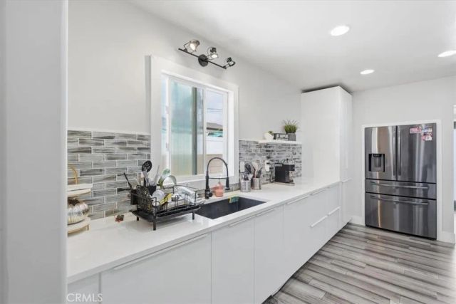 2215 N Spurgeon Street, Santa Ana, CA 92706