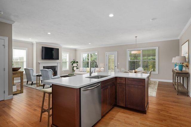135 Rolling Ridge Drive 56, Northbridge, MA 01588