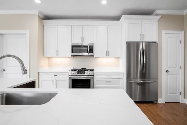 135 Rolling Ridge Drive 56, Northbridge, MA 01588