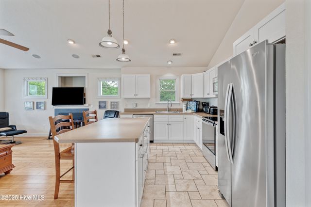 759 Ridge Point Drive, Corolla, NC 27927