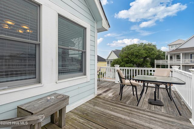 759 Ridge Point Drive, Corolla, NC 27927