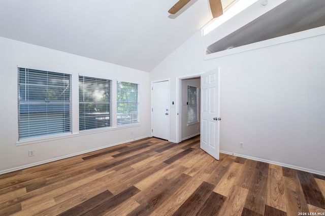 538 W Elsmere, San Antonio, TX 78212