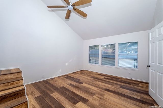 538 W Elsmere, San Antonio, TX 78212