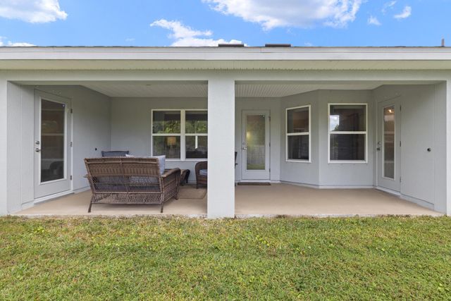 137 SW Pisces Terrace, Port St Lucie, FL 34984