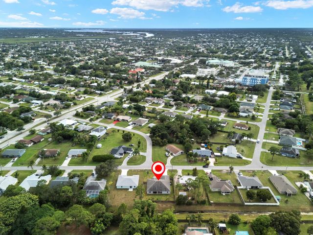 137 SW Pisces Terrace, Port St Lucie, FL 34984