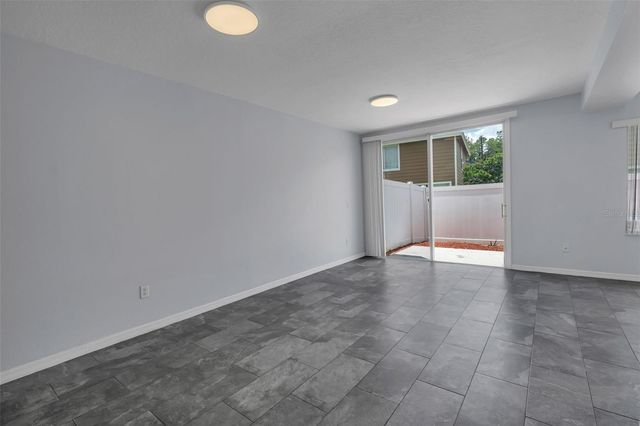 125 AUSTRALIAN WAY, Davenport, FL 33897