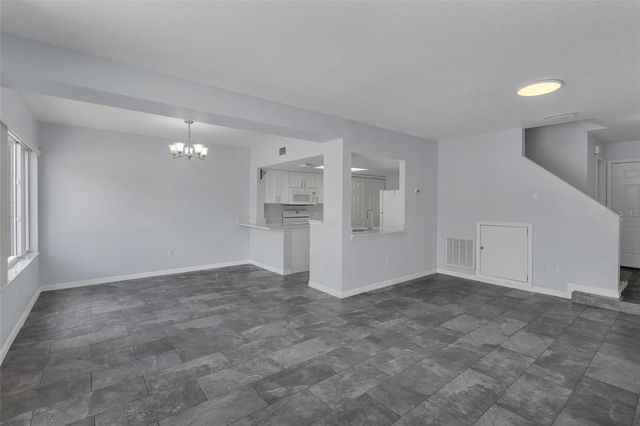 125 AUSTRALIAN WAY, Davenport, FL 33897