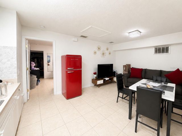 125 AUSTRALIAN WAY, Davenport, FL 33897