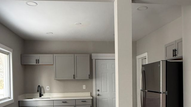 66 E 100th Street, Chicago, IL 60628