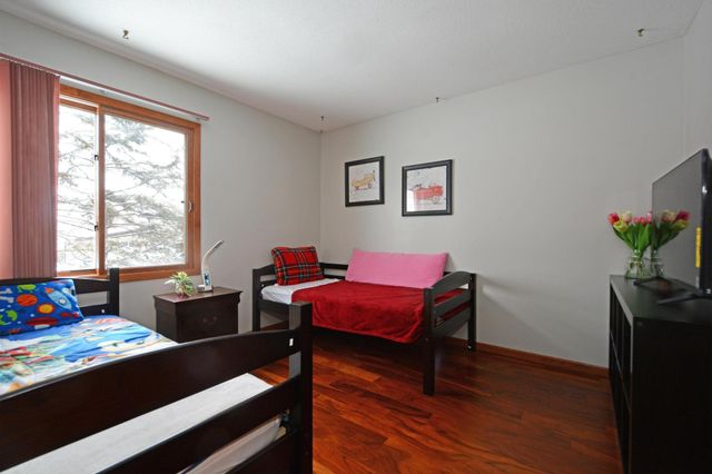 29 E 129th Street, Burnsville, MN 55337