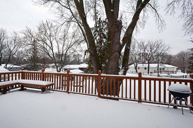 29 E 129th Street, Burnsville, MN 55337