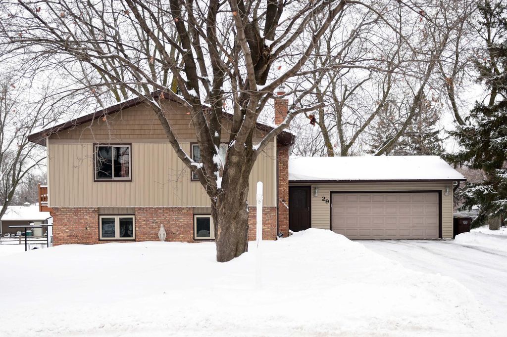 29 E 129th Street, Burnsville, MN 55337