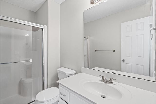 312 Ghost Creek Lane, Gardner, KS 66030