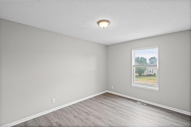 312 Ghost Creek Lane, Gardner, KS 66030
