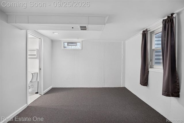 88 Dayton Street, Oxford Village, MI 48371