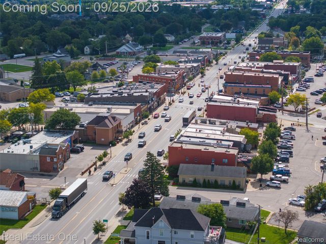 88 Dayton Street, Oxford Village, MI 48371