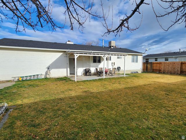 3759 W ETTENMORE CIR, Taylorsville, UT 84129