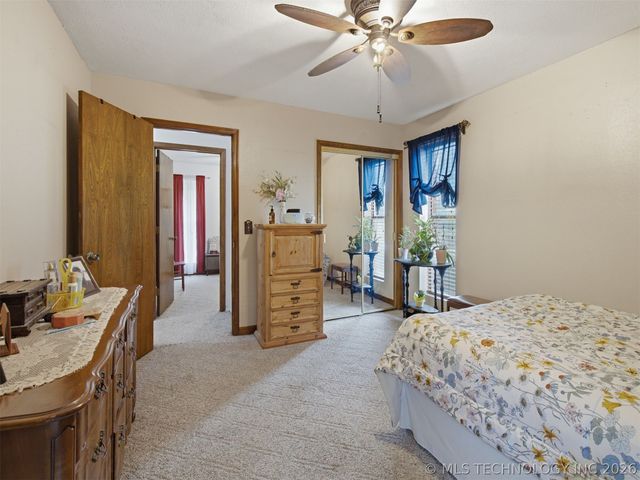 10619 S 137th West Avenue, Sapulpa, OK 74066