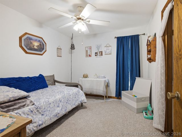 10619 S 137th West Avenue, Sapulpa, OK 74066