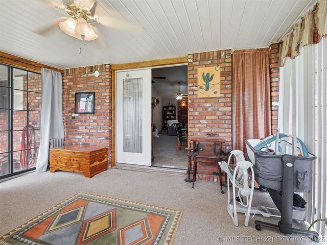 10619 S 137th West Avenue, Sapulpa, OK 74066