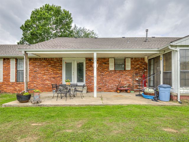 10619 S 137th West Avenue, Sapulpa, OK 74066