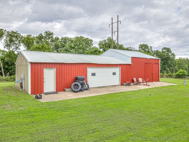 10619 S 137th West Avenue, Sapulpa, OK 74066