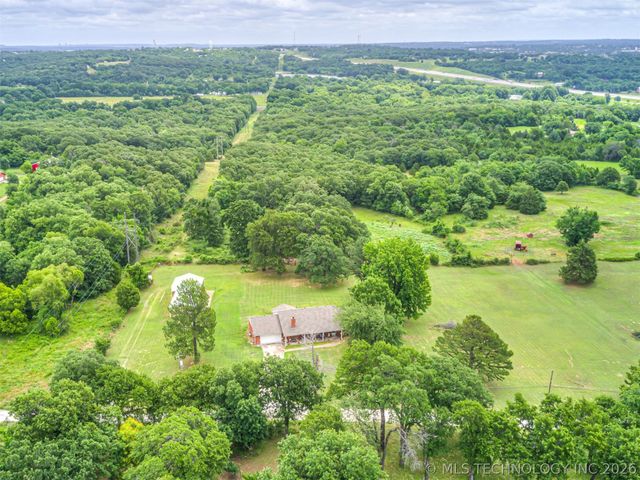 10619 S 137th West Avenue, Sapulpa, OK 74066