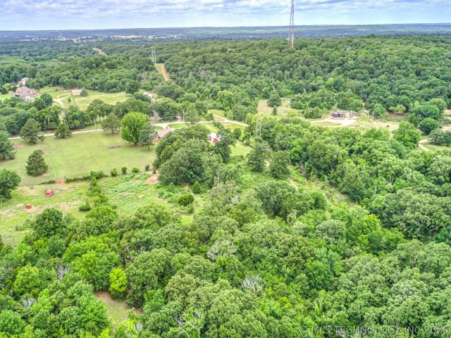 10619 S 137th West Avenue, Sapulpa, OK 74066