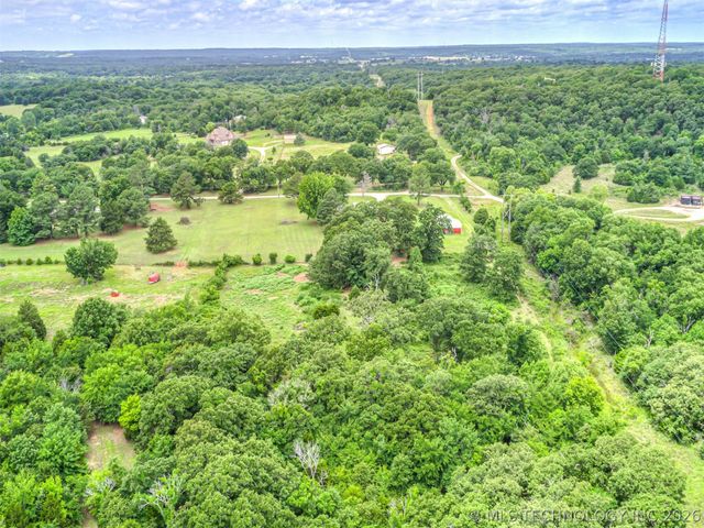 10619 S 137th West Avenue, Sapulpa, OK 74066